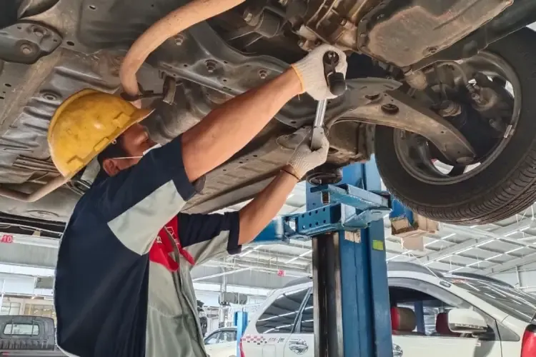 Servis Kaki-Kaki Mobil